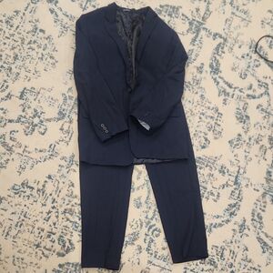 Men's Navy Blue Suit